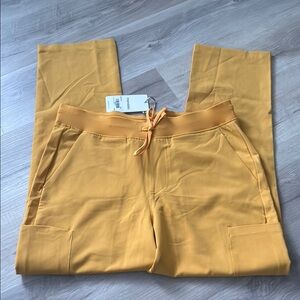 Mandala Men’s Mustard Yellow scrubs